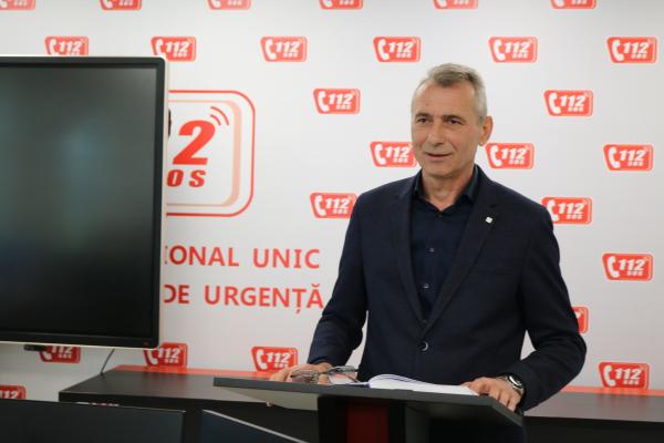 director 112