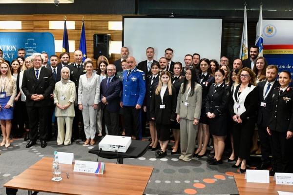 Serviciul 112 a participat la cursul „Strategic Communication in the Context of Security and Defence”