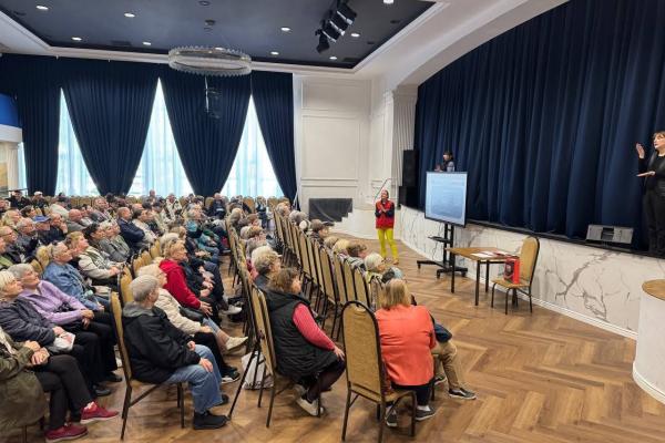 Serviciul 112 promovează utilizarea aplicației 112MD în rândul persoanelor cu deficiențe de auz și vorbire