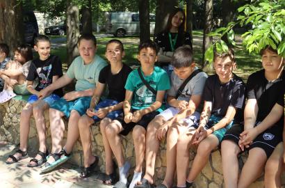 „Vacanță în Siguranță” – campanie de informare și educare privind prevenirea riscurilor și utilizarea responsabilă a numărului unic de urgență 112 în taberele de vară