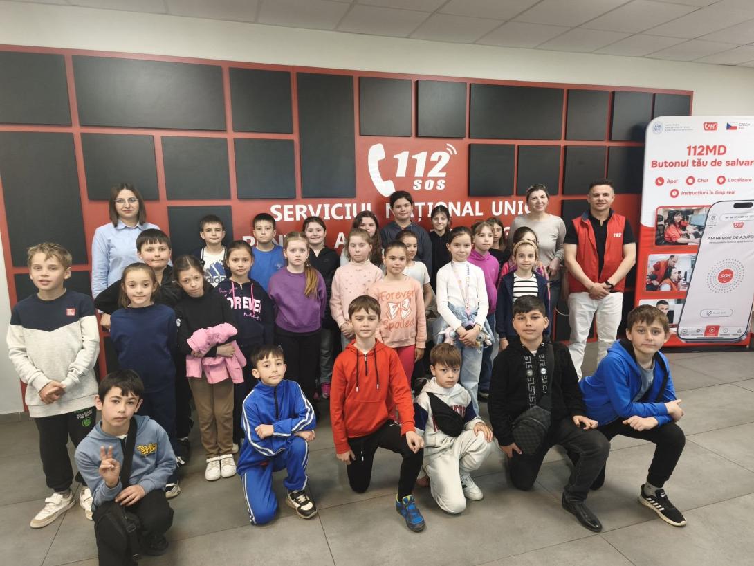 Vizita educativa la 112